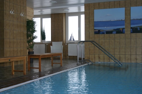 Exklusive Wohnung-Strandnähe-Schwimmbad-Sauna-Balkon -Stellplatz