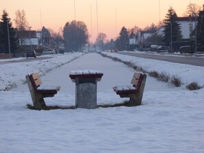 Unclassified image, 2 of 18, button