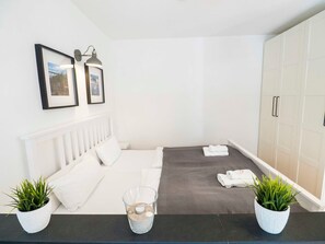 1 Schlafzimmer, WLAN, Bettwäsche