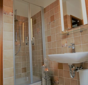 Een douche, een haardroger
