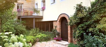 Living in a fantastic location in the historic center of Thurnau