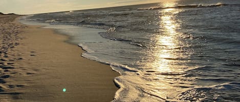 Plage à proximité, chaise longue