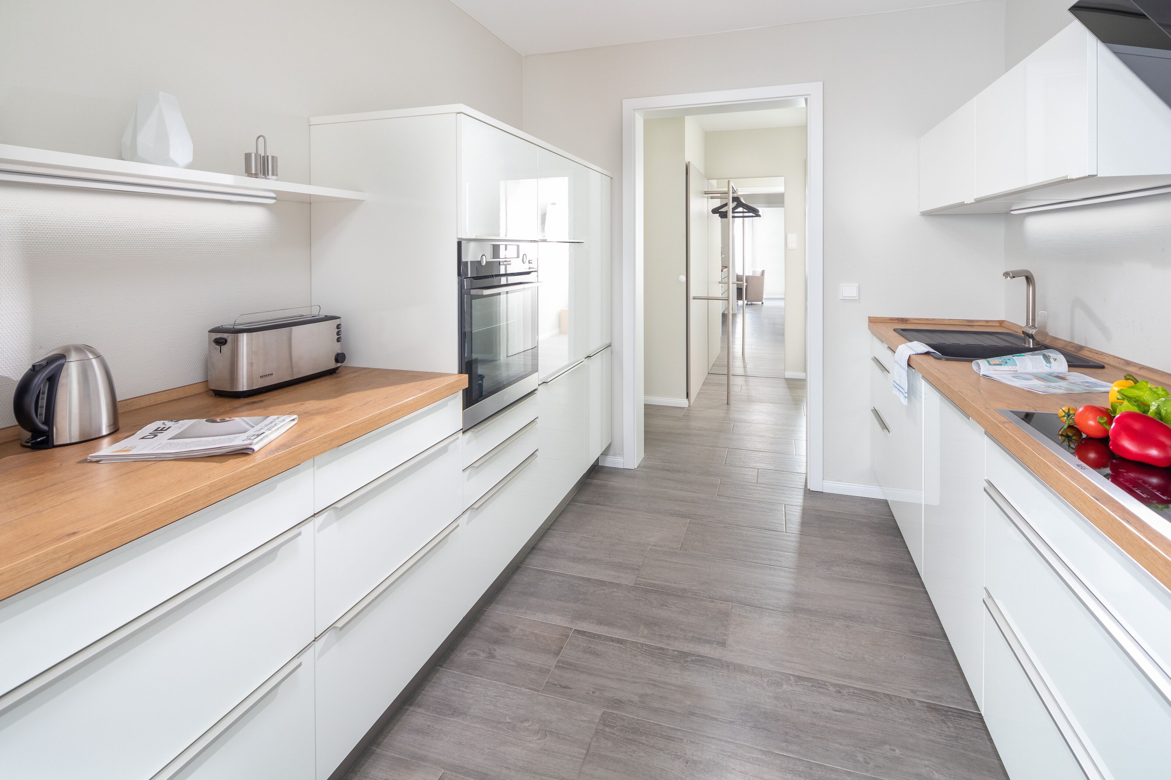 Kühlschrank, Ofen, Herdplatte, Geschirrspüler