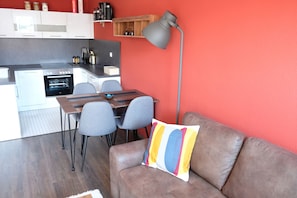 Interior - Stylish 2-room apartment with many extras! (Markkleeberg)