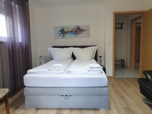 2 chambres, bureau, fer et planche Ă repasser, Wi-Fi gratuit