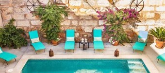 Can Caragol - modern village house with all Comfort