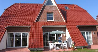 Family vacation on the North Sea in a sunny vacation home, close to the beach.