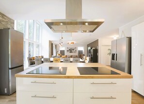 Interior - Villa Thormarcon, Plauer See, 20 guests, sauna+pool (Malchow)