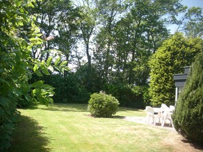 Terrace/patio - Holiday house in a quiet location (Oosterend)