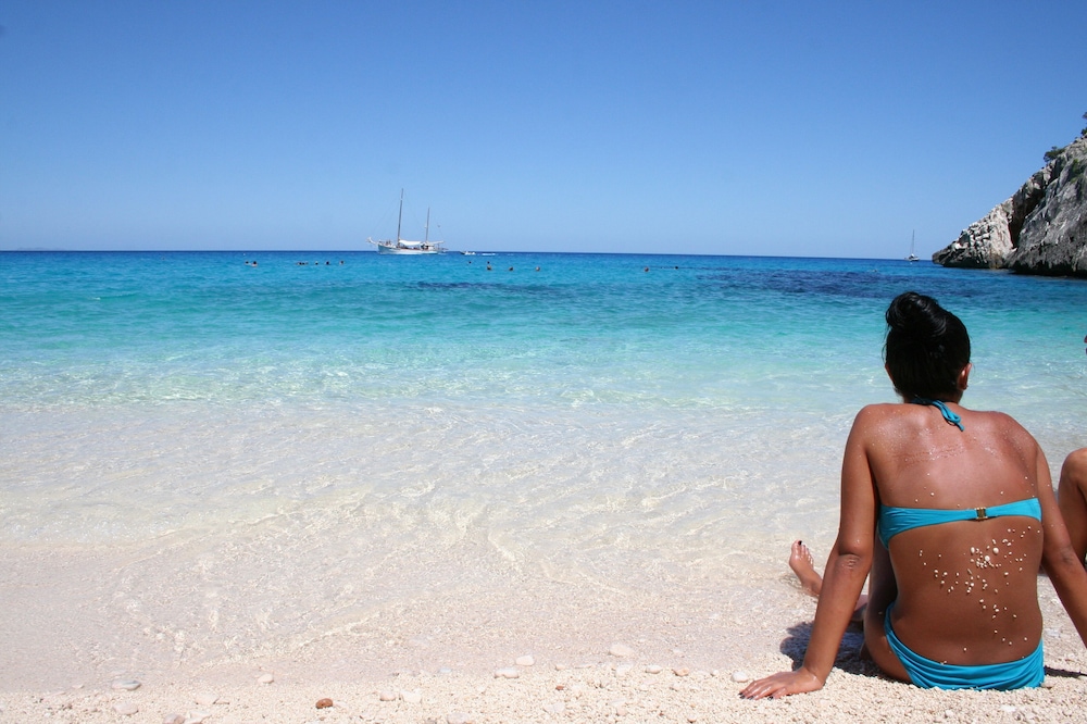 Attico Miramare - sea and mountain views. Beach within walking distance