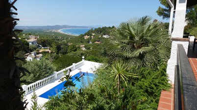 exclusiv villa with superb sea view over the beach of Pals