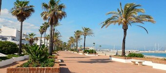 Geweldig en praktisch appartement, slechts een paar minuten naar het strand !!!