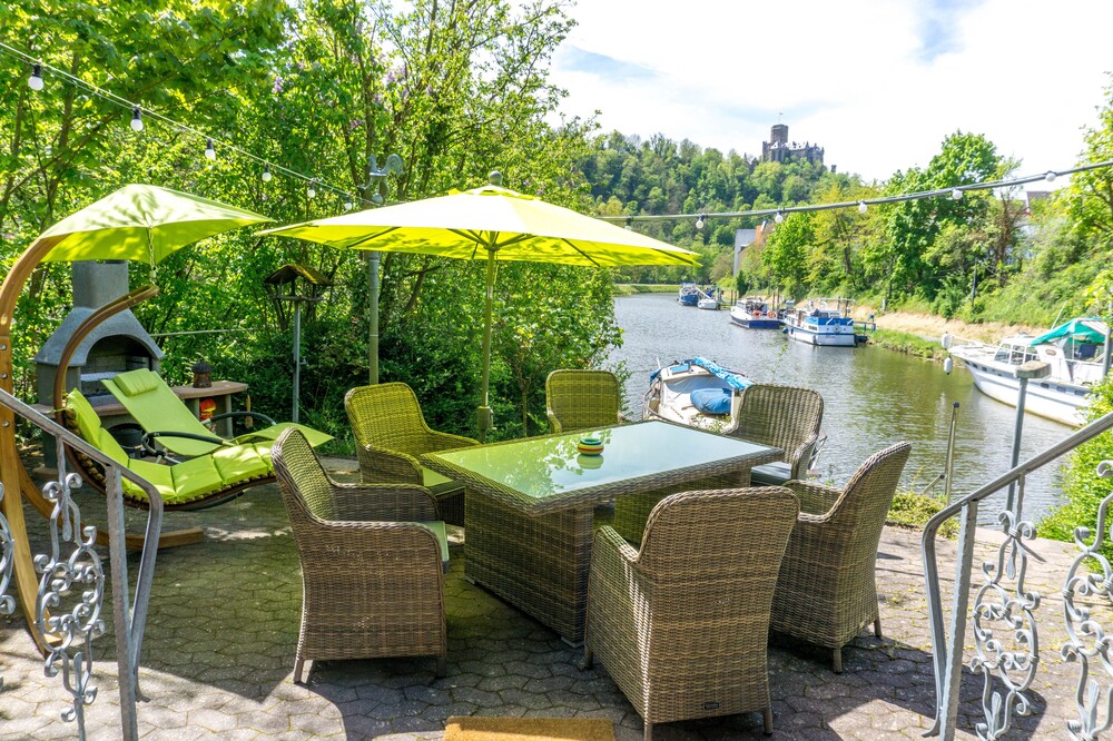 Holiday home on the lock island - vacation on the island