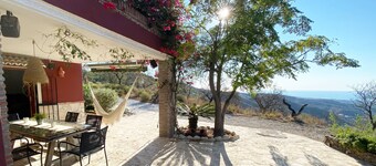 Finca med en fantastisk udsigt over havet og bjergene, POOL (opvarmet), WiFi