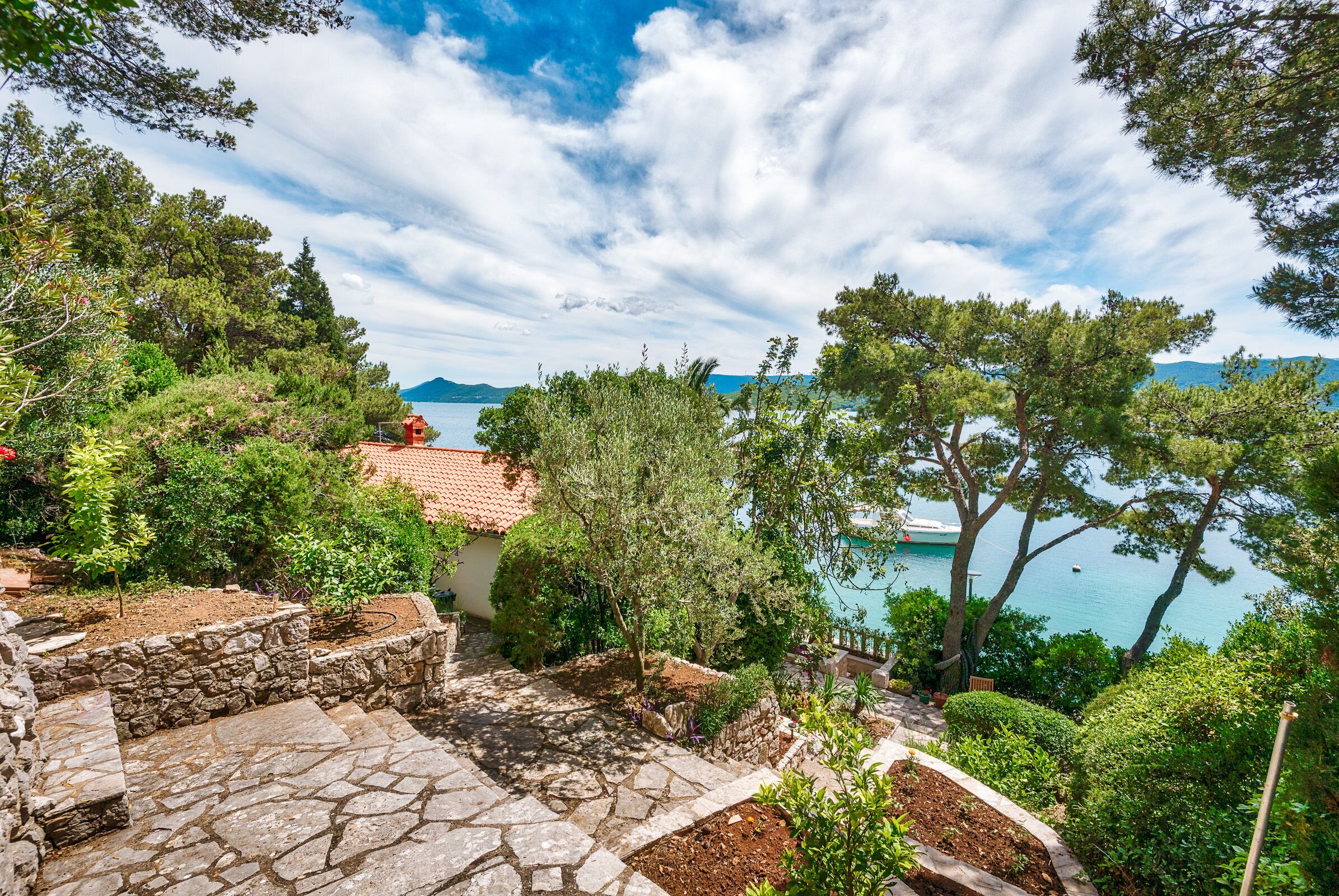 Enceinte de l’hébergement