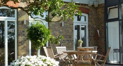Belle maison de vacances historique, juste sur le canal de Kiel