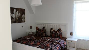 2 slaapkamers, reisbedje, gratis wifi