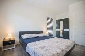 4 quartos, Wi-Fi, roupa de cama