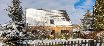 Large vacation home in Saxon Switzerland for 12 people with terrace & fireplace