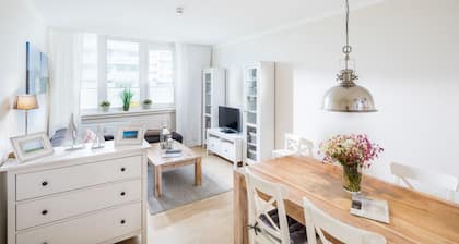 Cozy vacation apartment Kaiserhof 002, directly on the beach