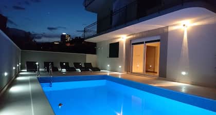 50m von Sandstrand, beheizter Pool,Barbecue-Bereich,Lounge-Bereich,