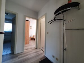 Unclassified image, 3 of 21, button