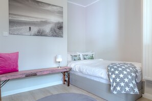 1 bedroom, free WiFi, bed sheets