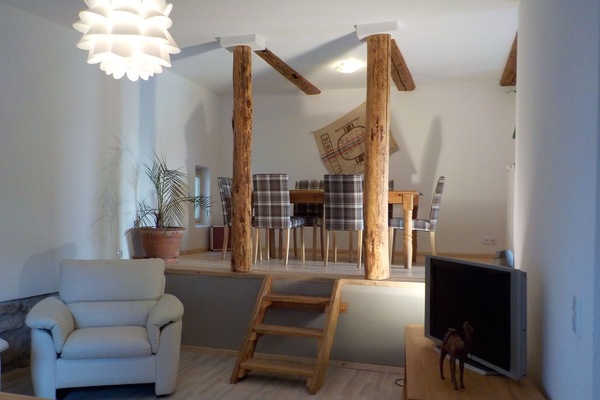 Télévision, lecteur de DVD, livres, médiathÚque