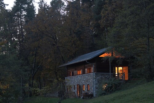 Trentino - Charmantes Ferienhaus am Waldrand mit Kamin, mitten in der Natur