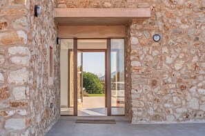 Exterior detail - Modern Country Villa "Can Gustí" with Pool, Wi-Fi, Air Conditioning & Terrace (Manacor)