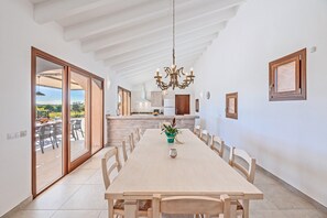 Dining - Modern Country Villa "Can Gustí" with Pool, Wi-Fi, Air Conditioning & Terrace (Manacor)