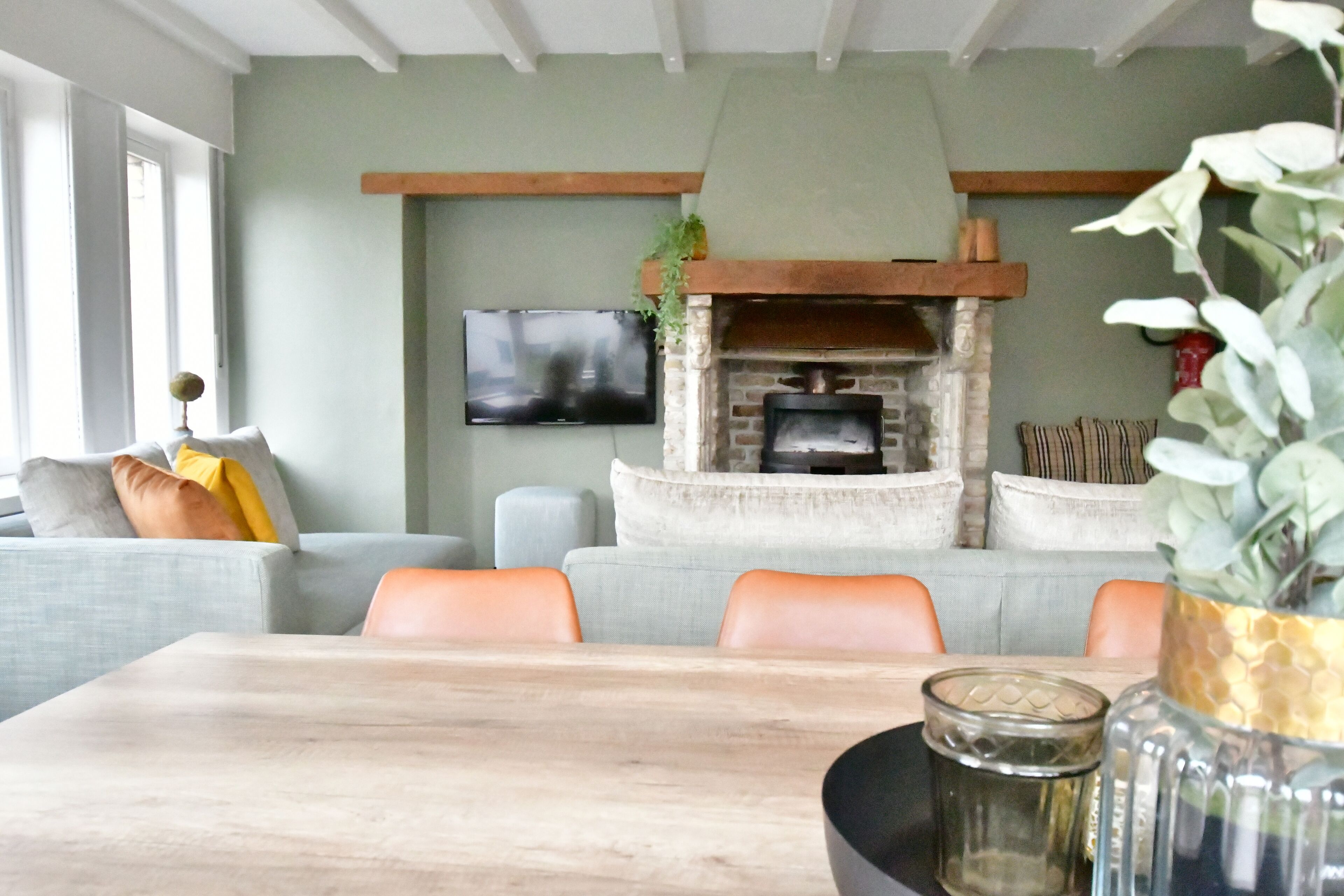 villa 20 people, 200 m from the sea 