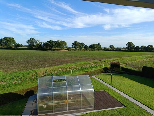 Non smoking apartment, ideal for 2 to 4 persons, quiet place suitable for allergy sufferers,