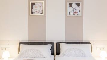 3 makuuhuonetta, silitysrauta/-lauta, vauvan matkasänky, ilmainen Wi-Fi