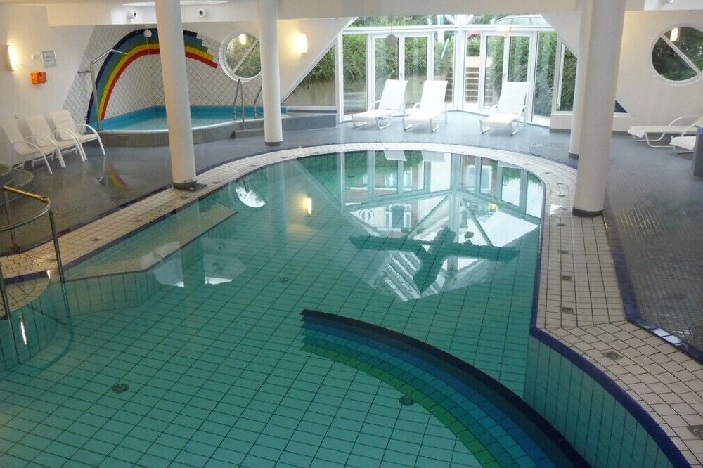 Urgemütlich,mit Schwimmbad, Sauna,Seeblick,WLAN