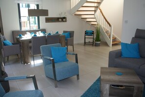 Interior - Strandhafer46, close to the beach, 3 bedrooms, 2 bathrooms, WLAN, own "beach garden", sauna (Glowe)