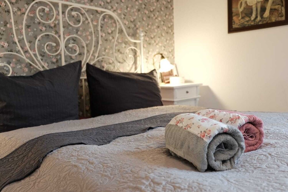 Apartment "Old Rose" - new apartment in the heart of Garmisch am Kurpark