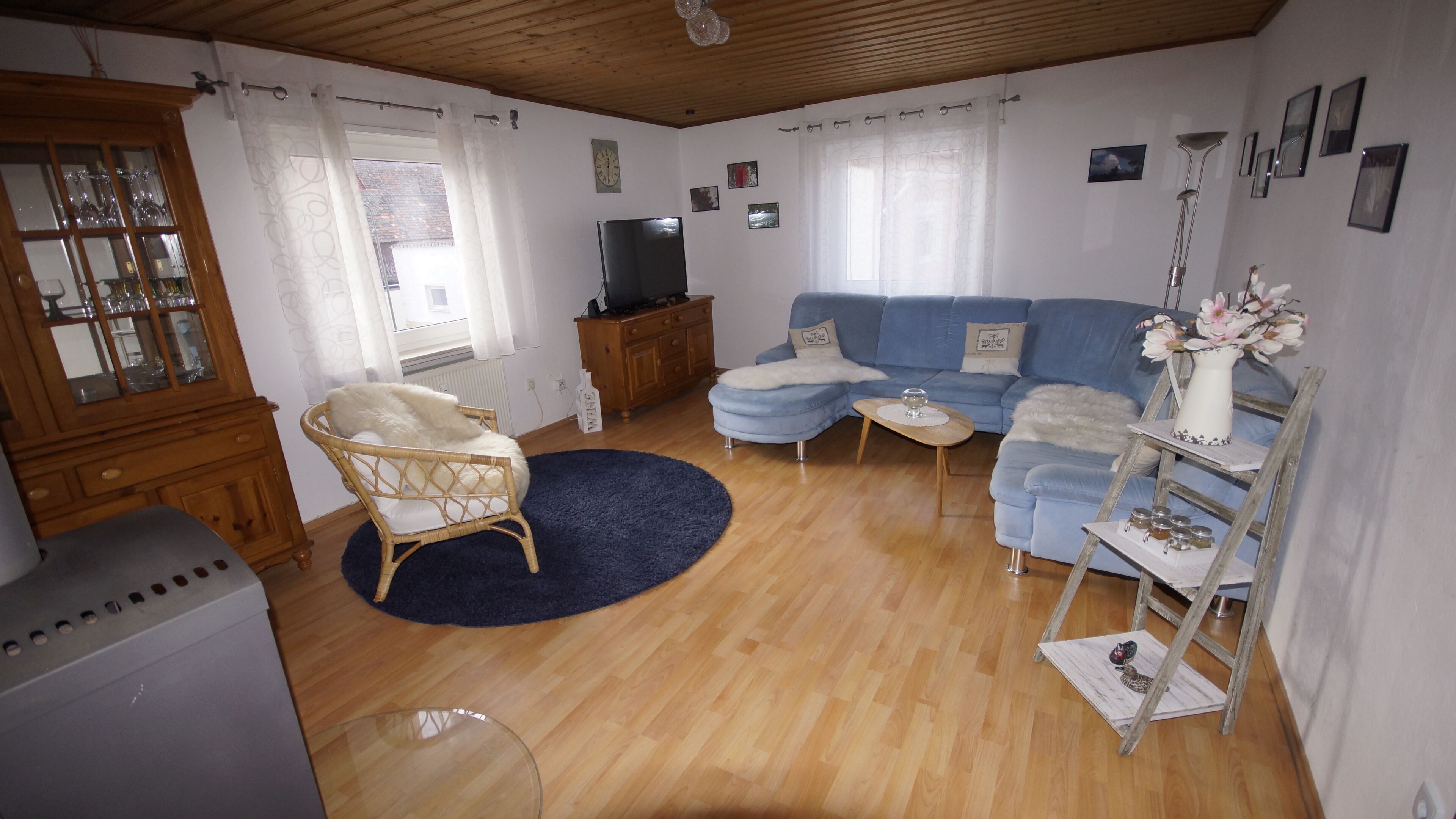 Apartment for up to 8 people with a sunny courtyard, garden and pool