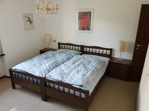 2 bedrooms, free WiFi, bed sheets