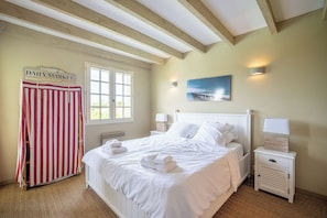 4 bedrooms, iron/ironing board, travel crib, free WiFi - Wonderful house 500m from the beach with heated pool (Moliets-Et-Maa)