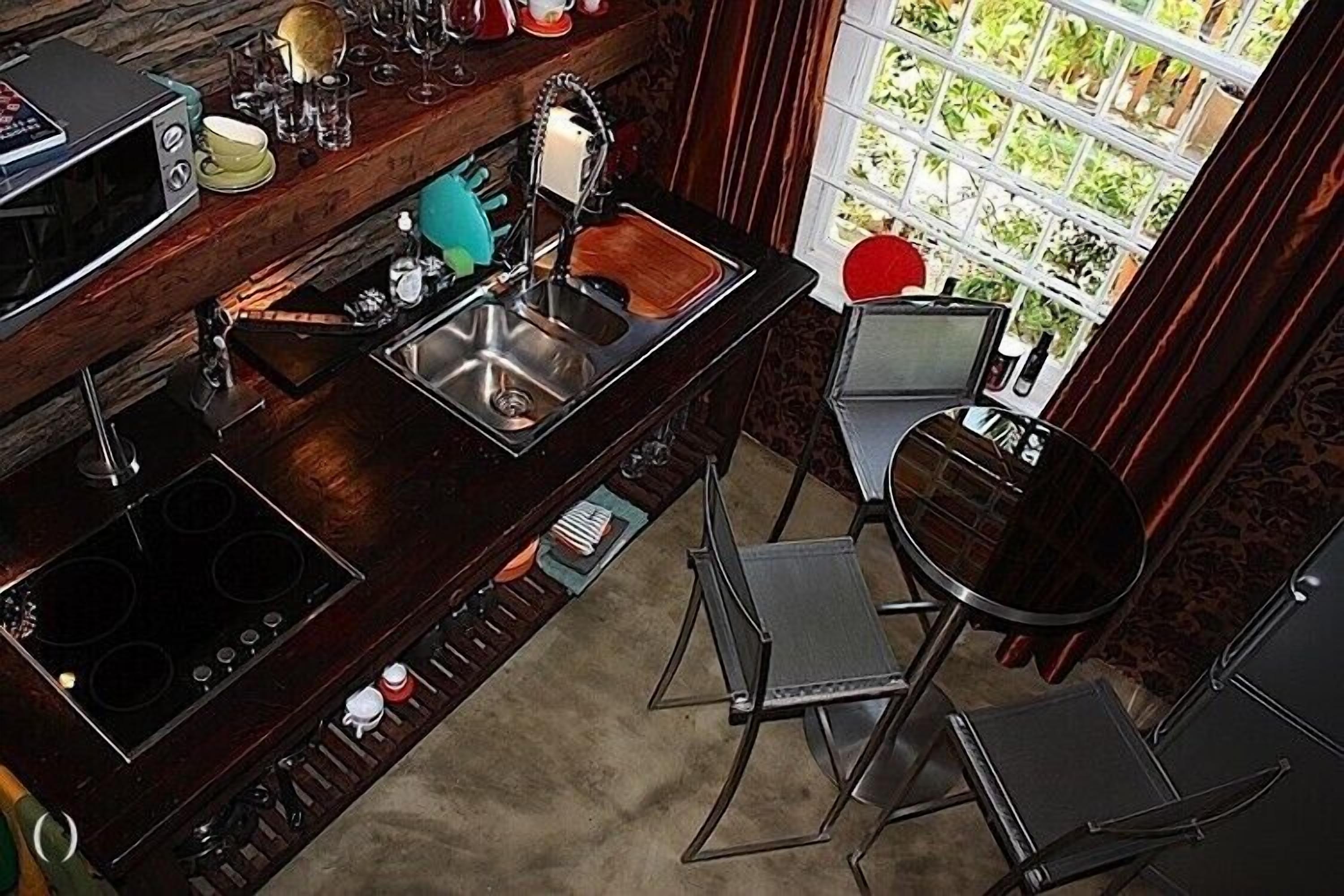 Unique town house with roof terrace, Wi-Fi and luxury in the heart of Cape Town