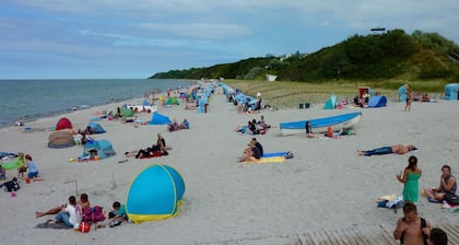 Apartamento confortable para niños, cerca de la playa, vista al mar