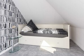 Imagen sin descripción, 4 de 38, botón