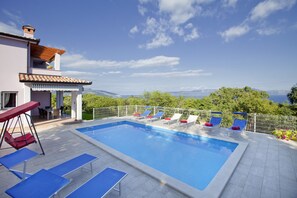 Pool - Villa Mirta * private pool, terrace with sea view, free WiFi, 1 km to the sea (Crni)