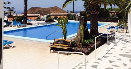 Precioso apartamento de 98 metros cuadrados con vista al mar 2 dormitorios, balcón + terraza, piscina, wifi gratuito