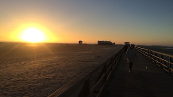 Una spiaggia nelle vicinanze