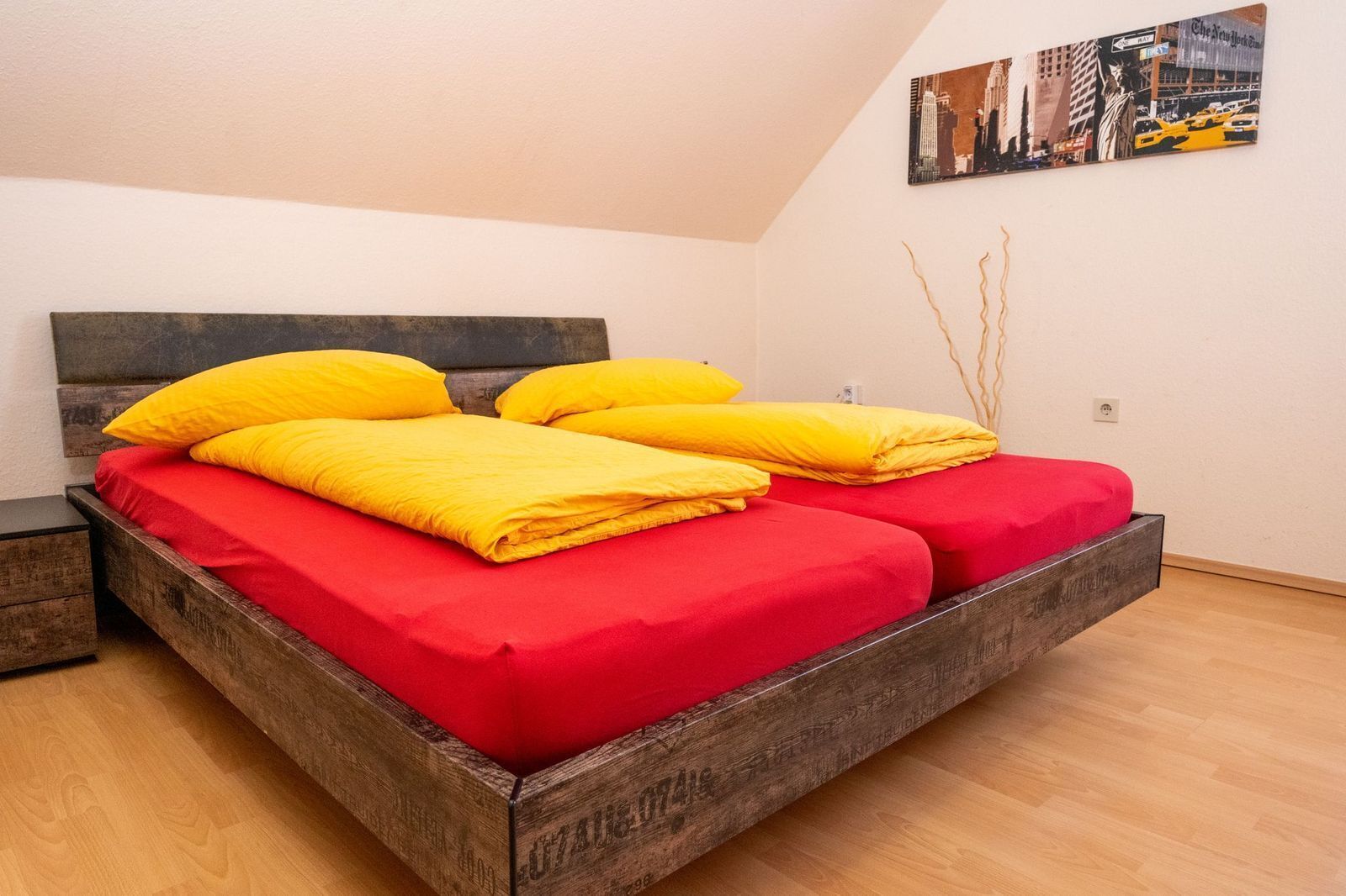 3 habitaciones, escritorio, tabla de planchar con plancha y wifi gratis 