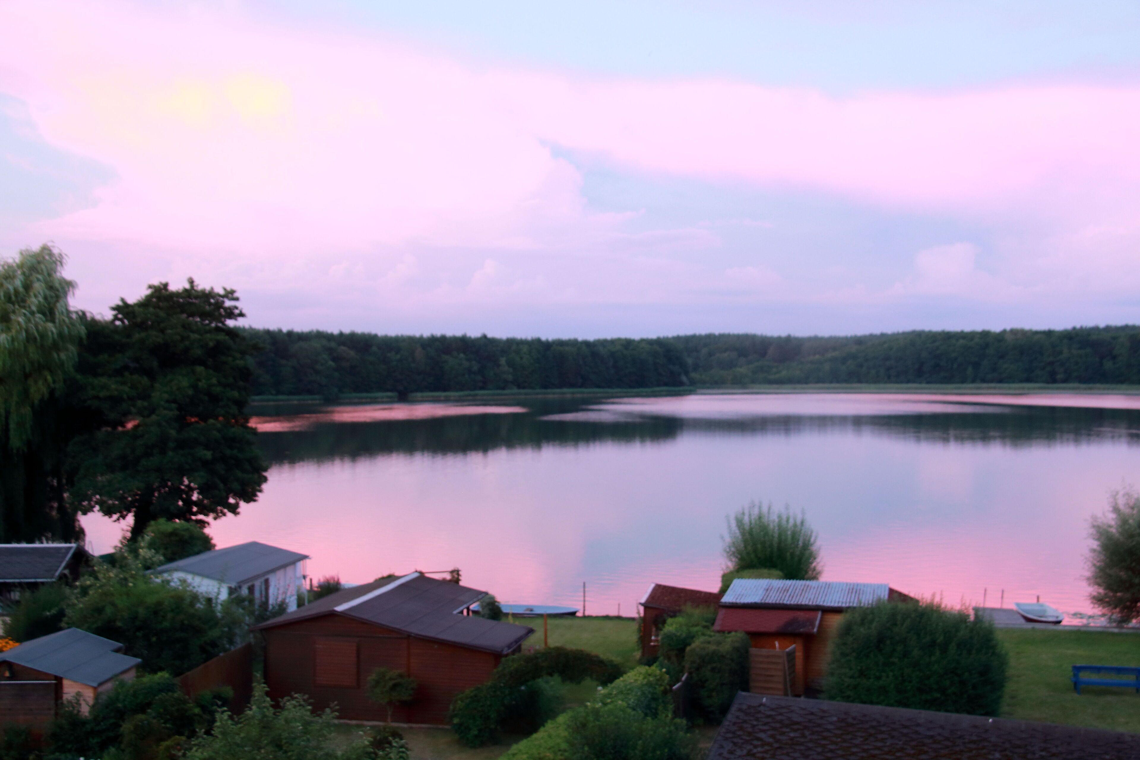 Apartment on the 1st floor with a wonderful view from the balcony of the Oberpfuhlsee