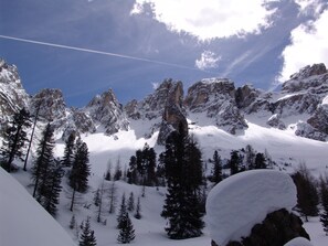 Aerial view - Ciasa Linda, Apartment 2 with beautiful views of the Dolomites (Longiarù)