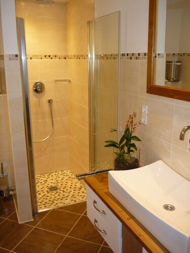 'Karwendelnest' Completely renovated in January 2014, tastefully with the latest technology